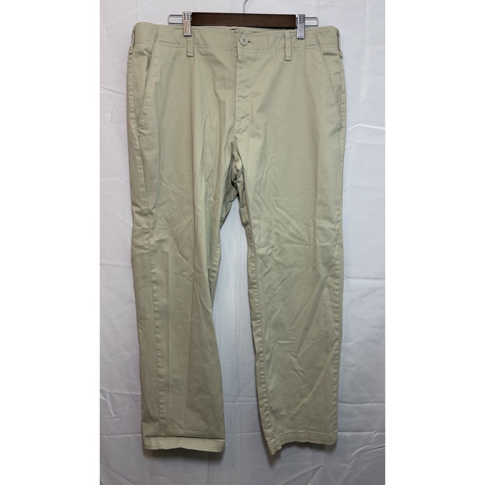 Lee Pants Mens 36X30 Gray Extreme Comfort Straight Fit Khakis Stretch Workwear